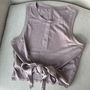 LULULEMON FRONT TIE CROP TOP